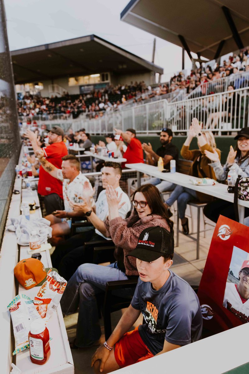 mhmavericks's tweet photo. As 2025 comes to an end, we’re grateful for our players, staff, volunteers, and fans who made this year special.

Here’s to more family fun at the ol’ ballpark and chasing that WCBL Championship in 2026.

Happy New Year from the Mavericks! ✨ https://t.co/jQSgofzzIh
