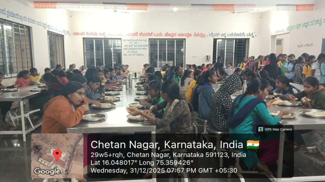 IGRS555's tweet photo. Dinner  #SocialAudit_SWDMeals #SocialWelfare_Karnataka https://t.co/ZNDV9ENLDo