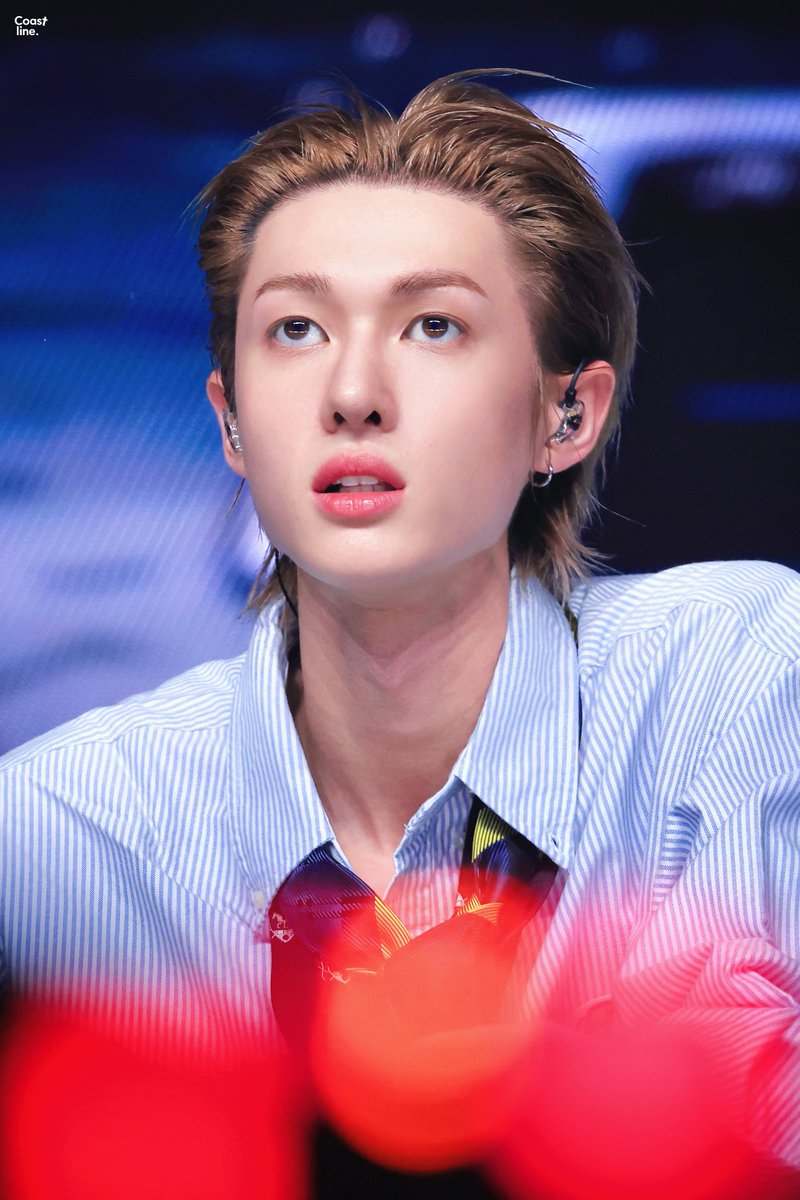 Coastline_18's tweet image. 251231
새복 많이 받으세요~

#MARTIN #마틴  
#CORTIS #코르티스