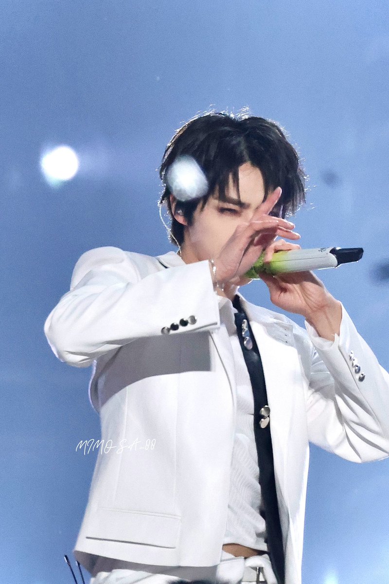 MiMoSA_0808's tweet photo. 251231｜浙江跨年

新年又相见！
纯生图

for@威神V_肖俊 

#肖俊 #XIAOJUN #샤오쥔 
 #シャオジュン #เซียวจวิ้น 
#NCT   #WayV #威神V #WayV_EternalWhite #白色定格 https://t.co/HReCJITJ9j