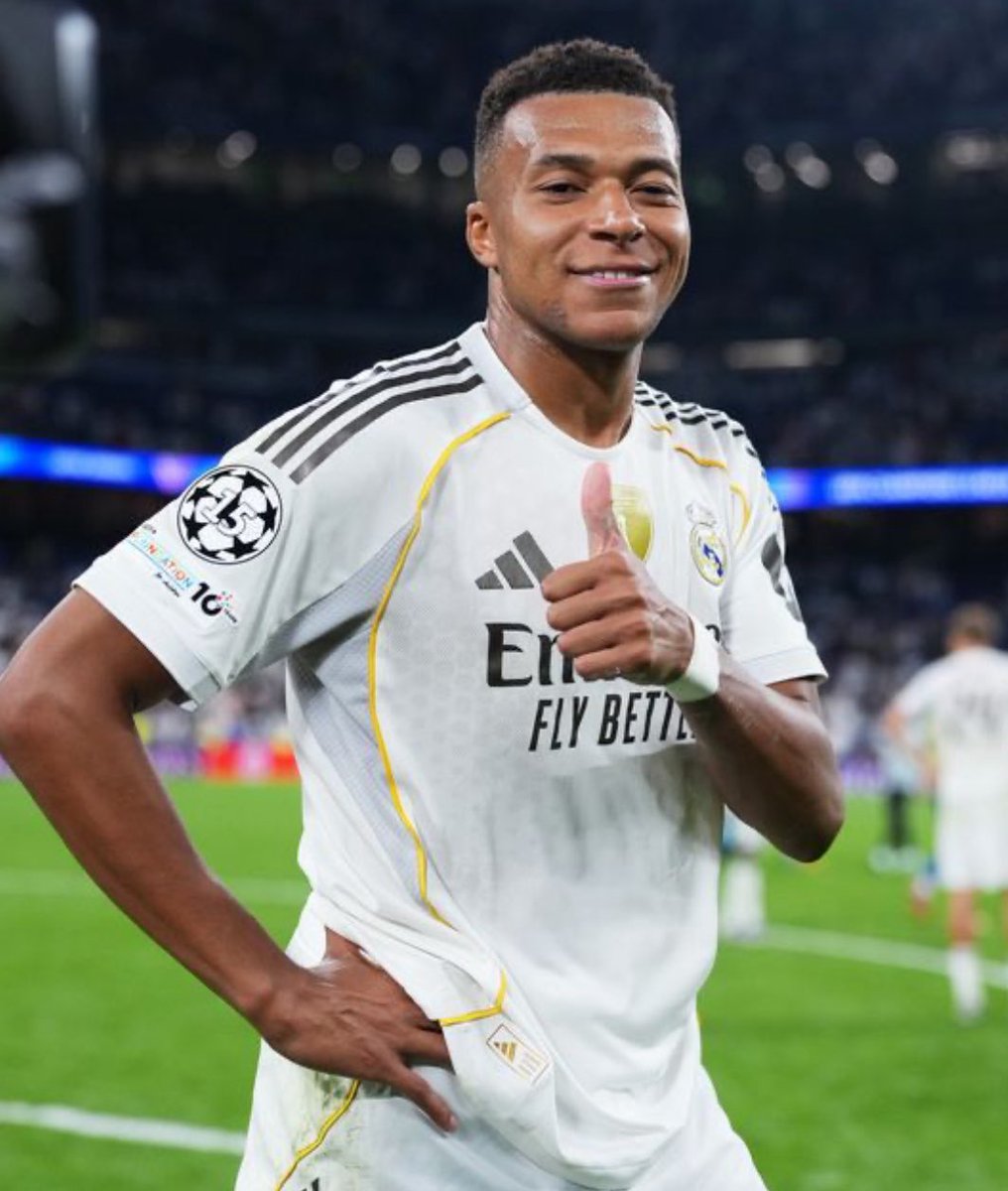 Ciudadanodel_RM's tweet image. Hay un sector de Madridismo, que su razonamiento pone a @vinijr en una situación de perder/perder y a @KMbappe como siempre en una situación de ganar/ganar, me explico:

Si Vini no contribuye a que el equipo gane, dirán que hay que venderlo.

Si Vini hace 20 goles y ganamos todo,…