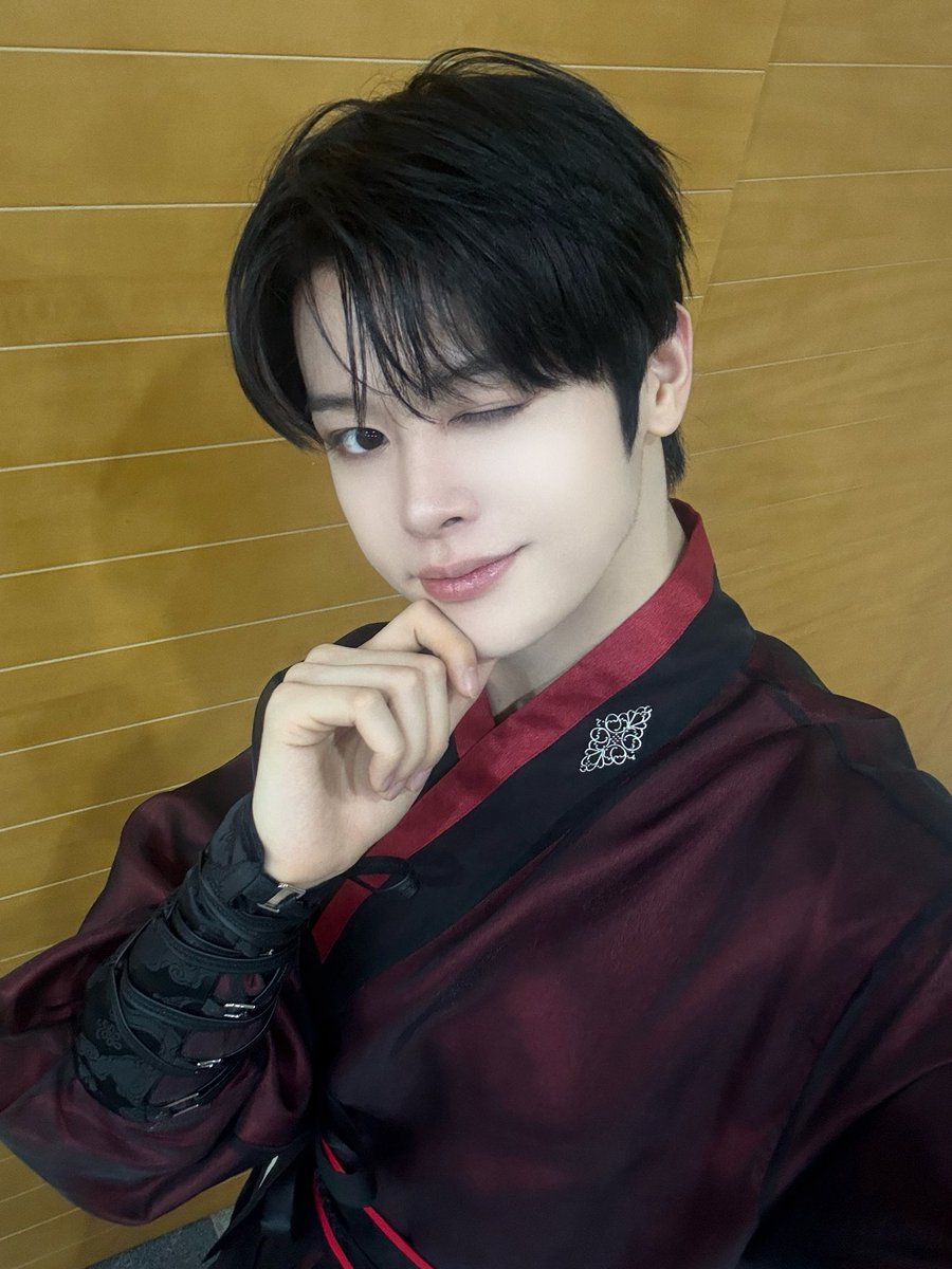 クルユア トークショー2部100~ クルユア トークショー2部100~ クルユア トークショー2部100~ Z/X