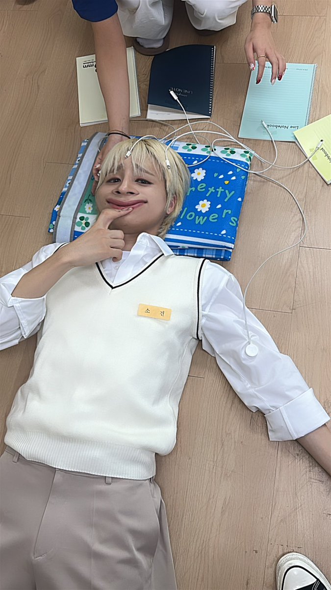 nexznocontext's tweet image. 