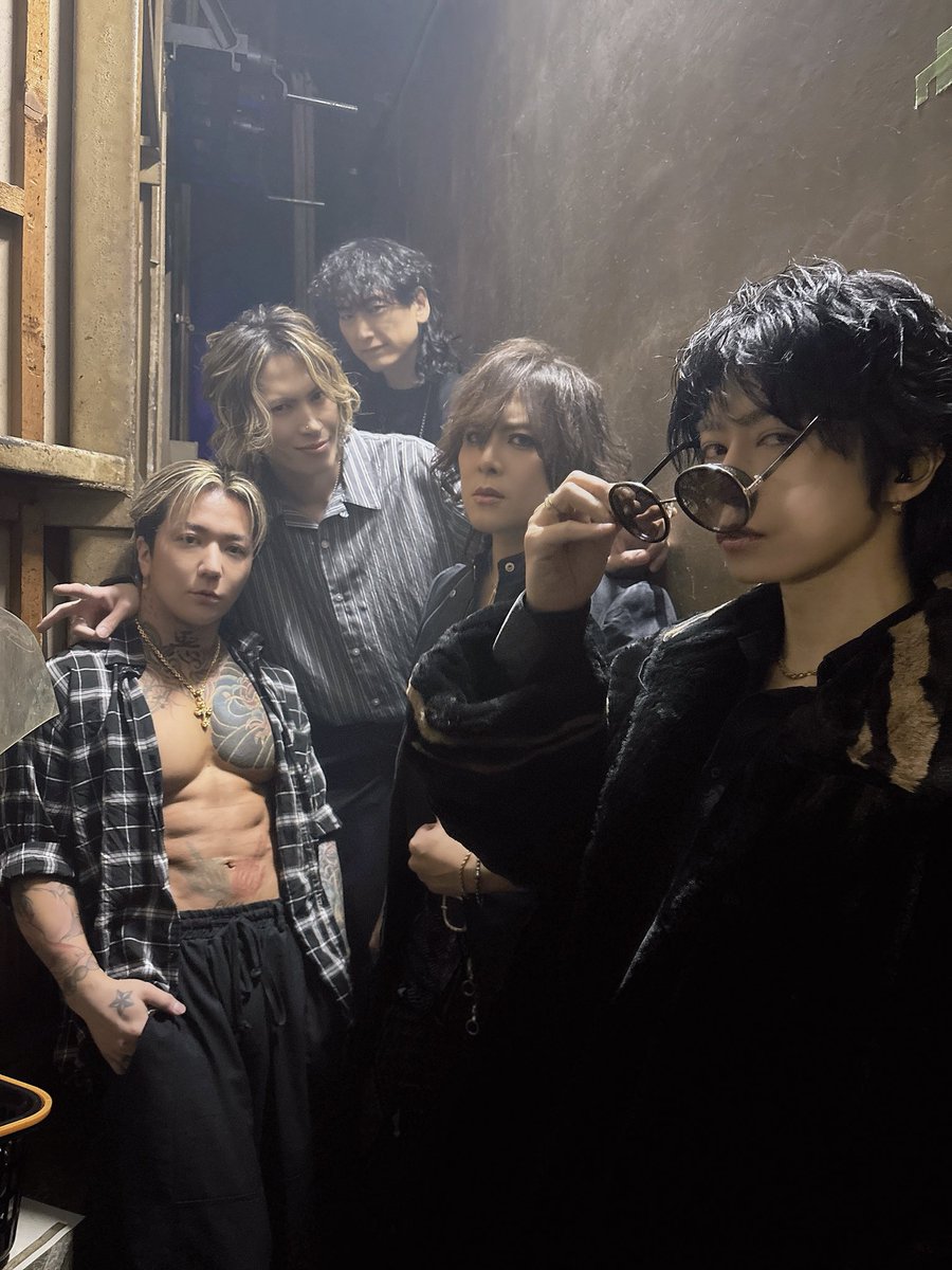 ミュージシャン SHIN Xのプロフィール実はこれと迷ってました✌️ #SHIN #ViViD #ボーカル