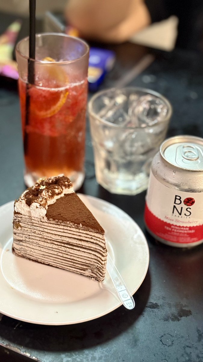 WMulyaaa's tweet image. New Year’s Eve 🥳 #HappyNewYear2026