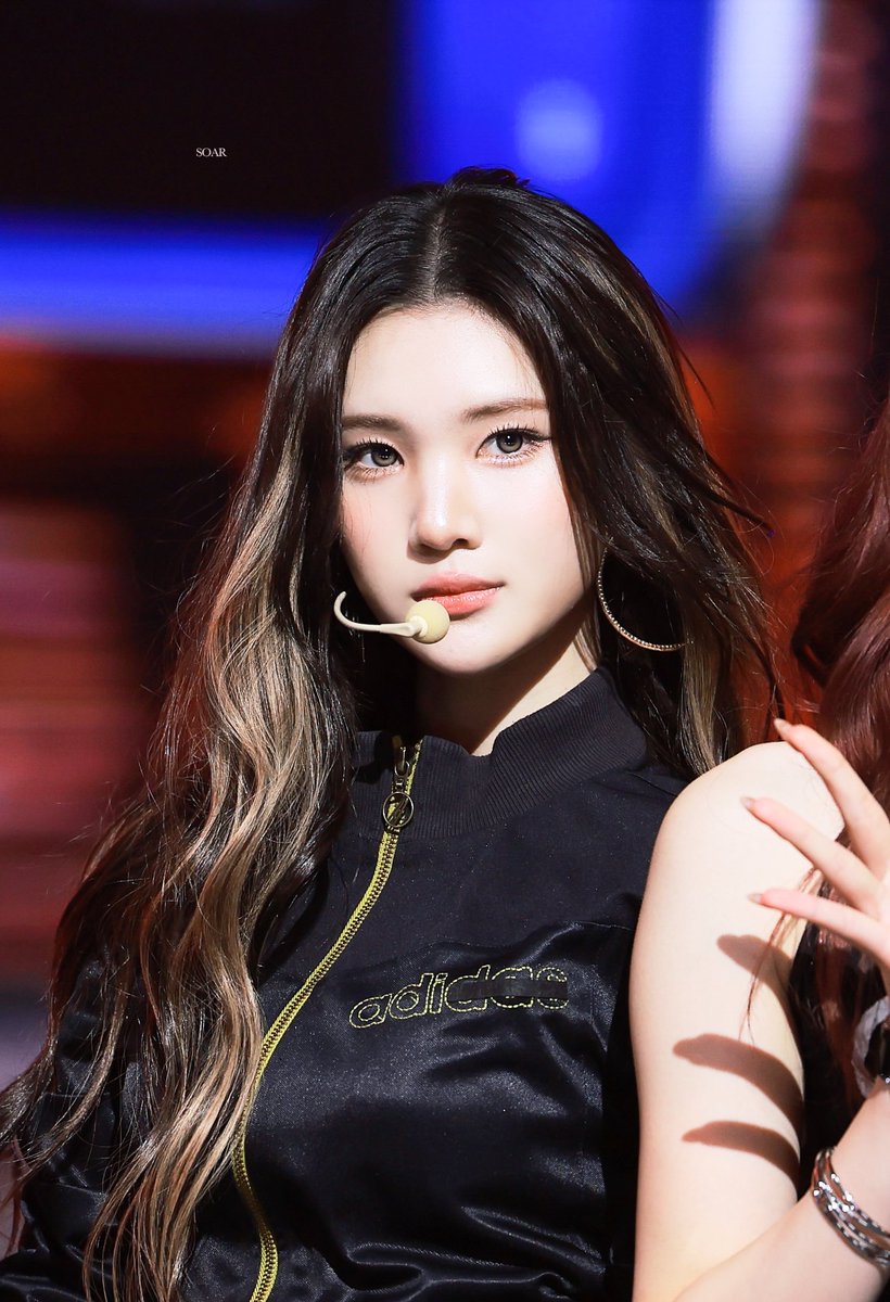 Soar_1203's tweet image. 251231 MBC가요대제전

 #JUUN #주은
#Hearts2Hearts #하츠투하츠 #H2H