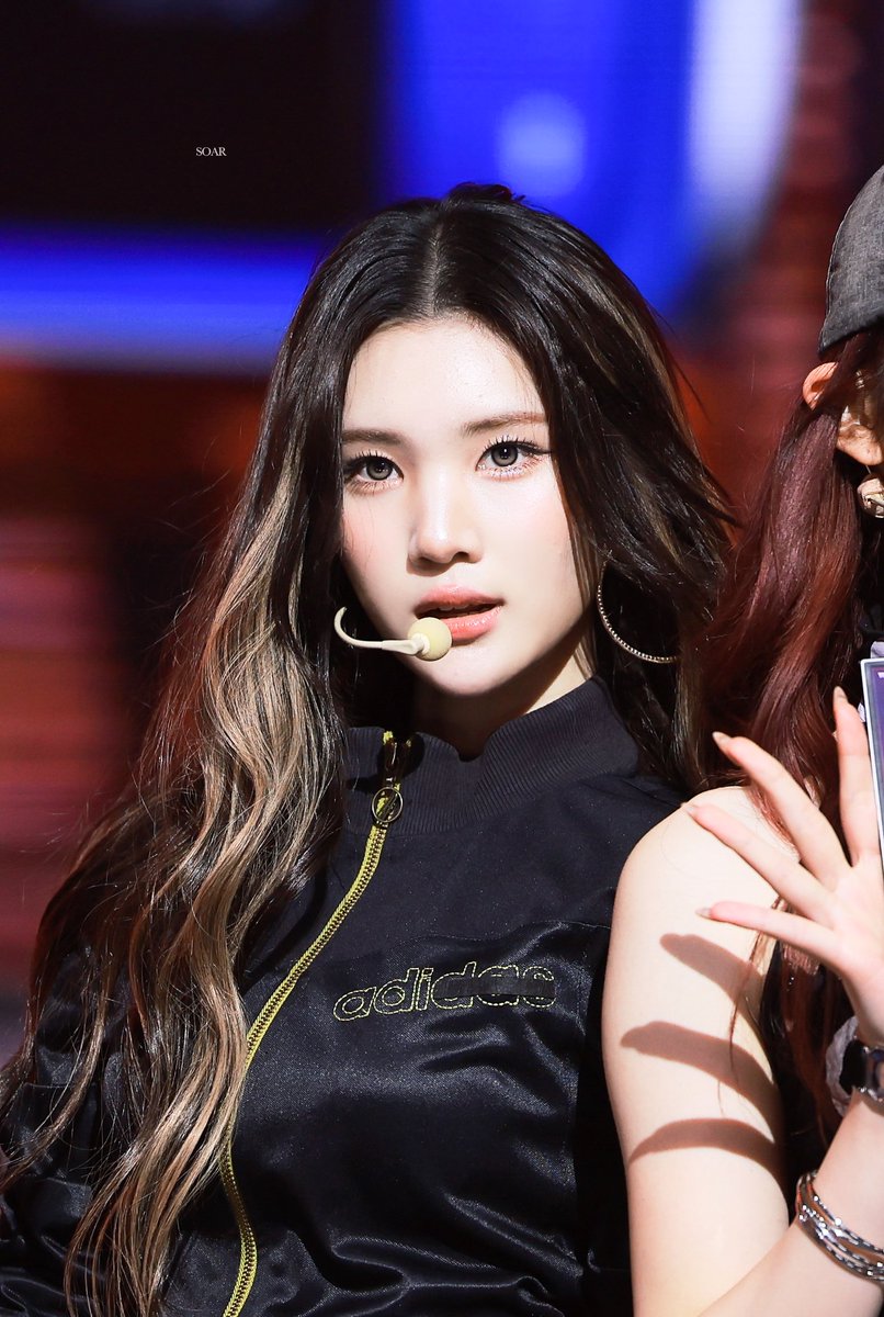 Soar_1203's tweet image. 251231 MBC가요대제전

 #JUUN #주은
#Hearts2Hearts #하츠투하츠 #H2H