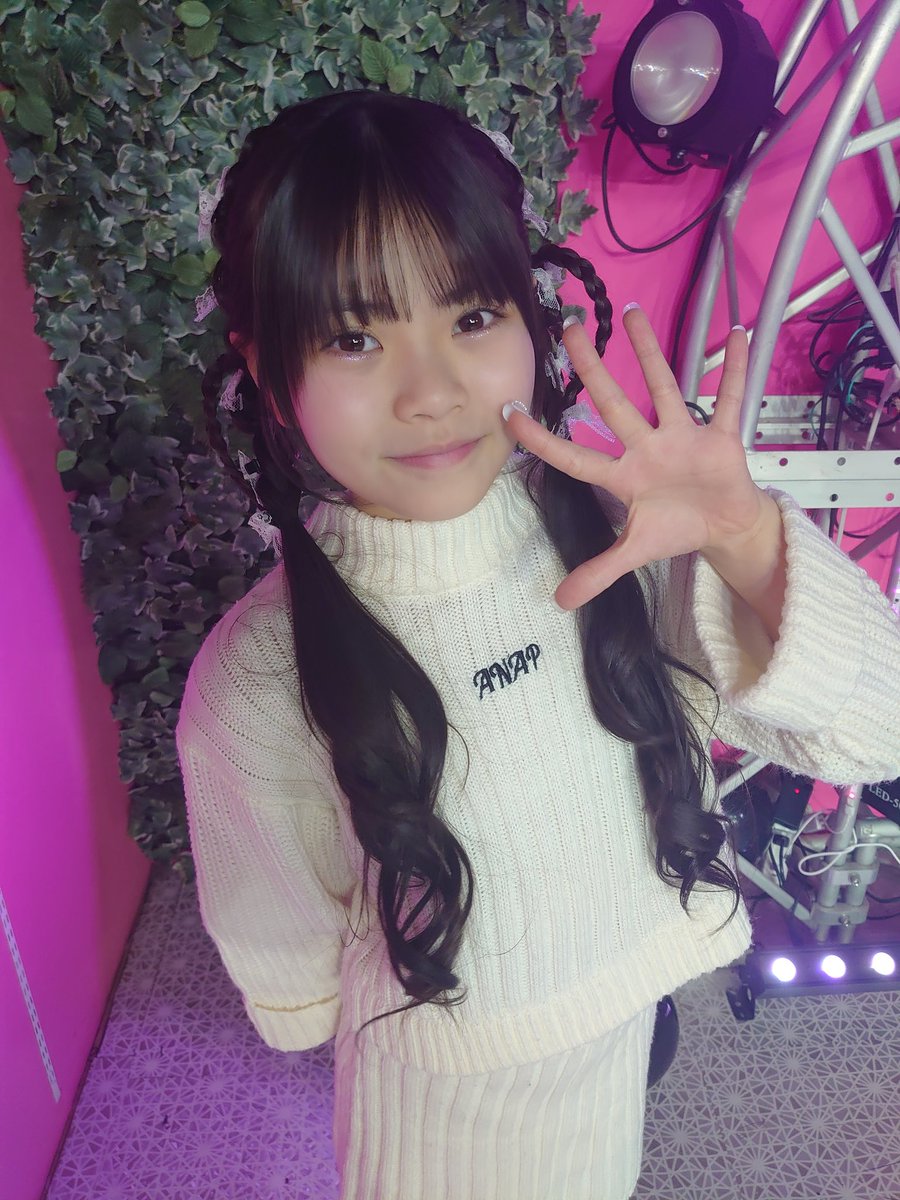 にゃにゃ✨ mqdefault.jpg