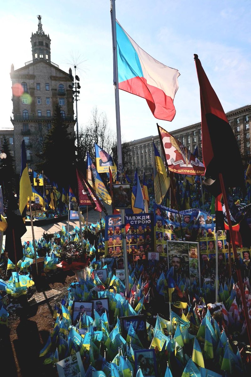 🧵 Rekapitulace roku 2025
Tak jo, pojďme na to. Tohle bude zajímavé 😅