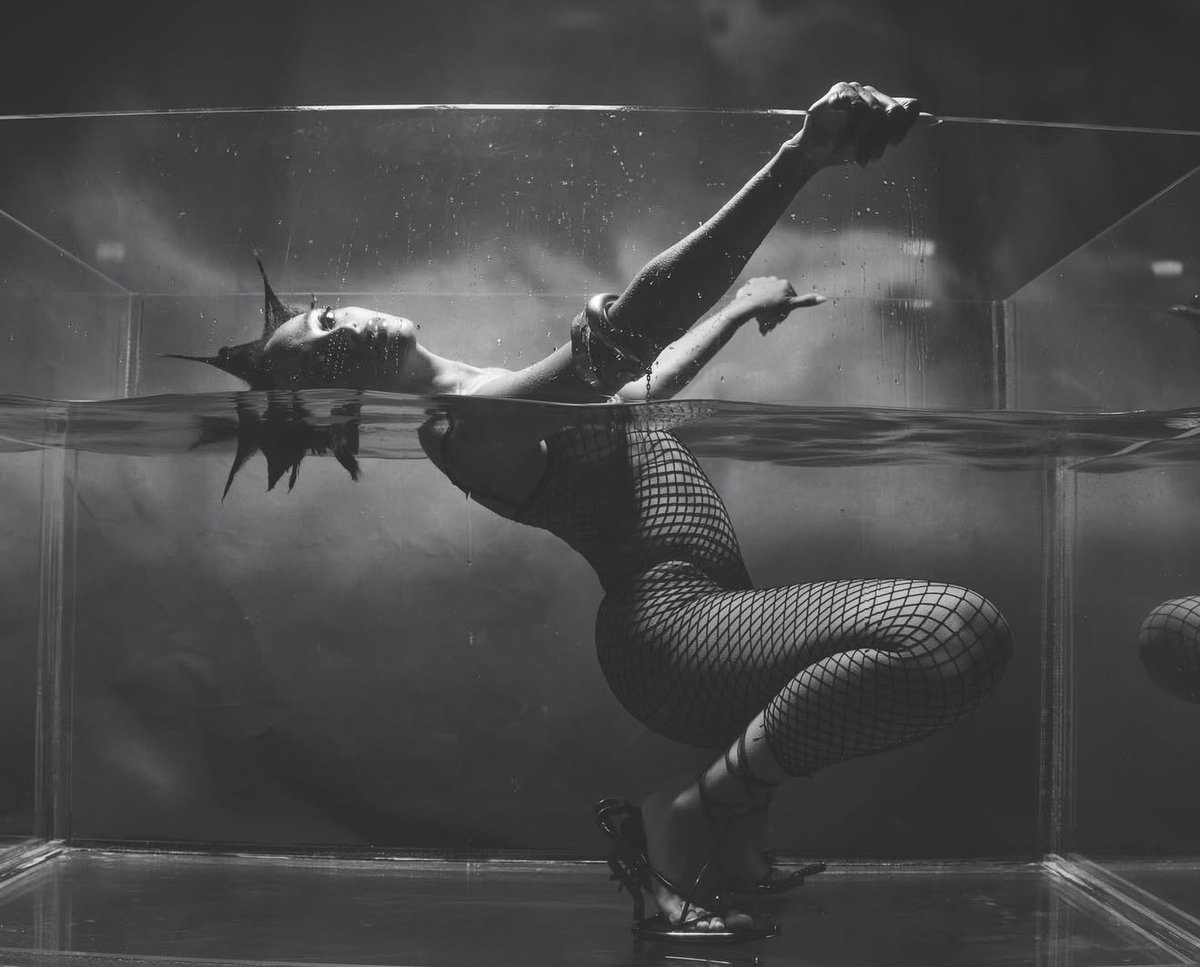 FUCCl's tweet image. Solange by Renell Medrano