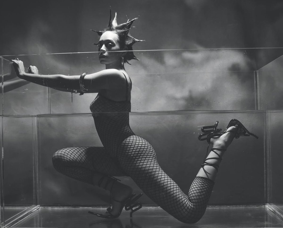 FUCCl's tweet image. Solange by Renell Medrano