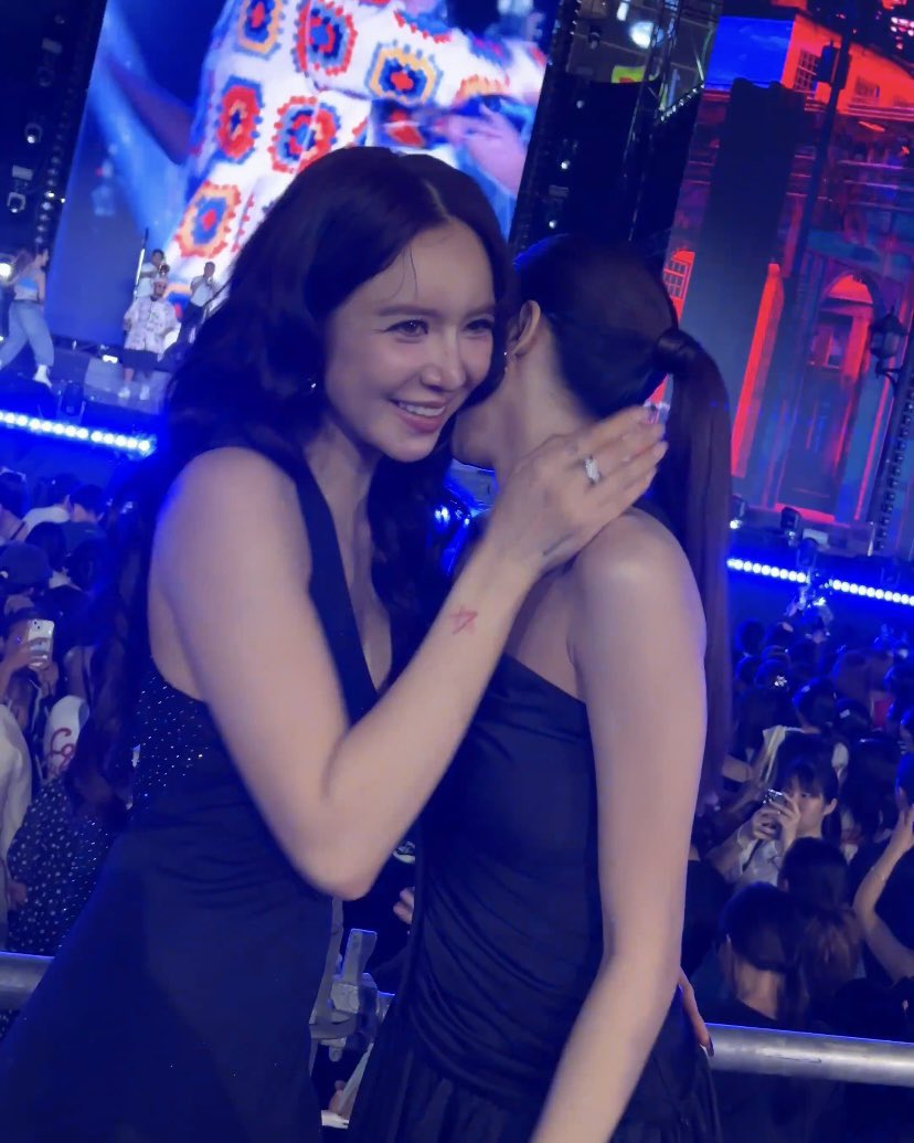 KadeKhung😉 tweet media