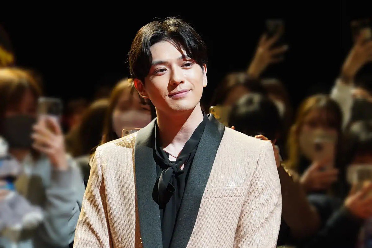 onlyMackenyu's tweet image. Happy new year💝