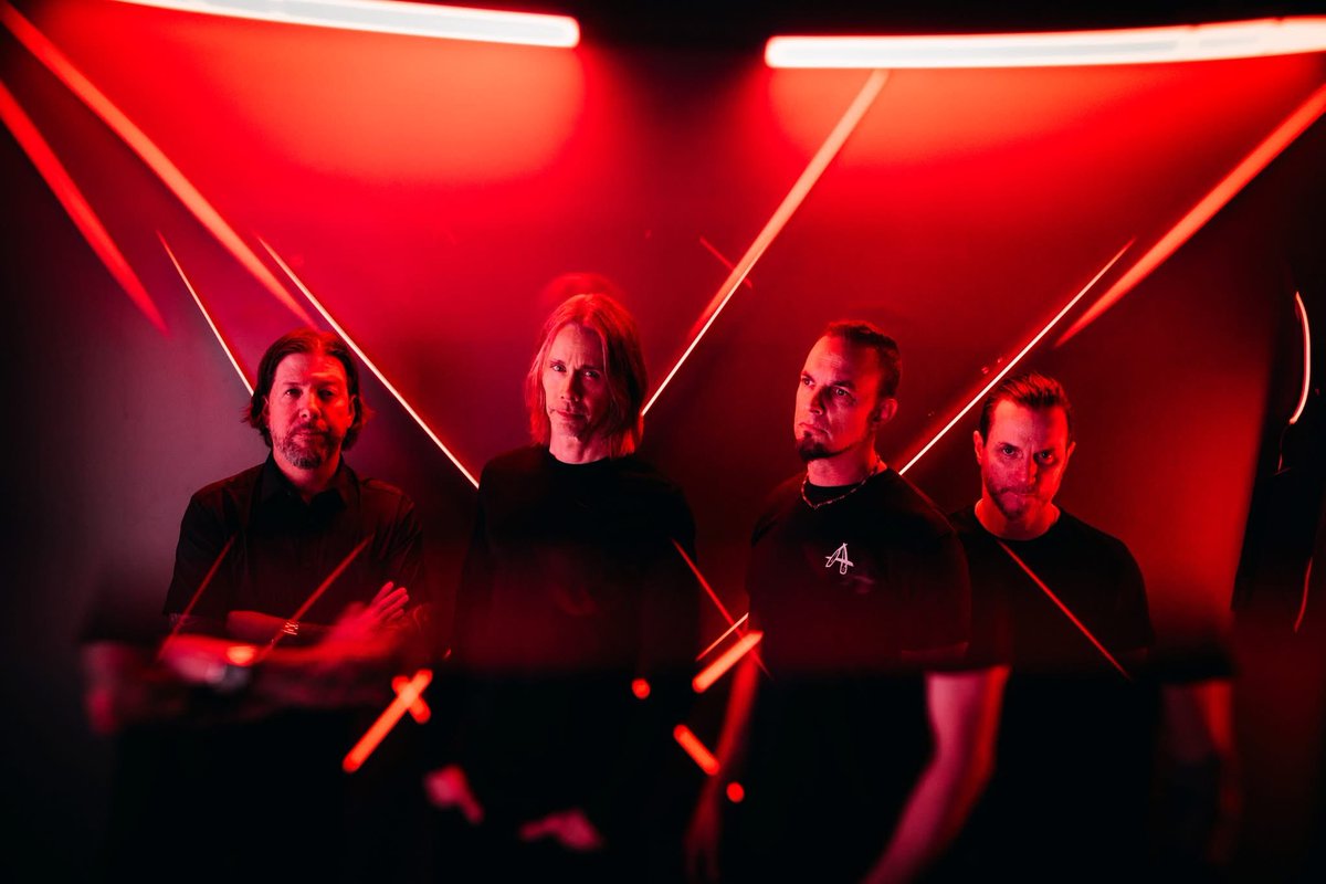 “I know you always fear the worst 
Let go this doesn’t have to hurt
This road is paved with empty words 
I hope in time you live and learn”

THE NEW RECORD - Alter Bridge - Out January 9th
Get the album, tickets Tremonti Guitar Clinics and VIP Meet &amp; Greets now at