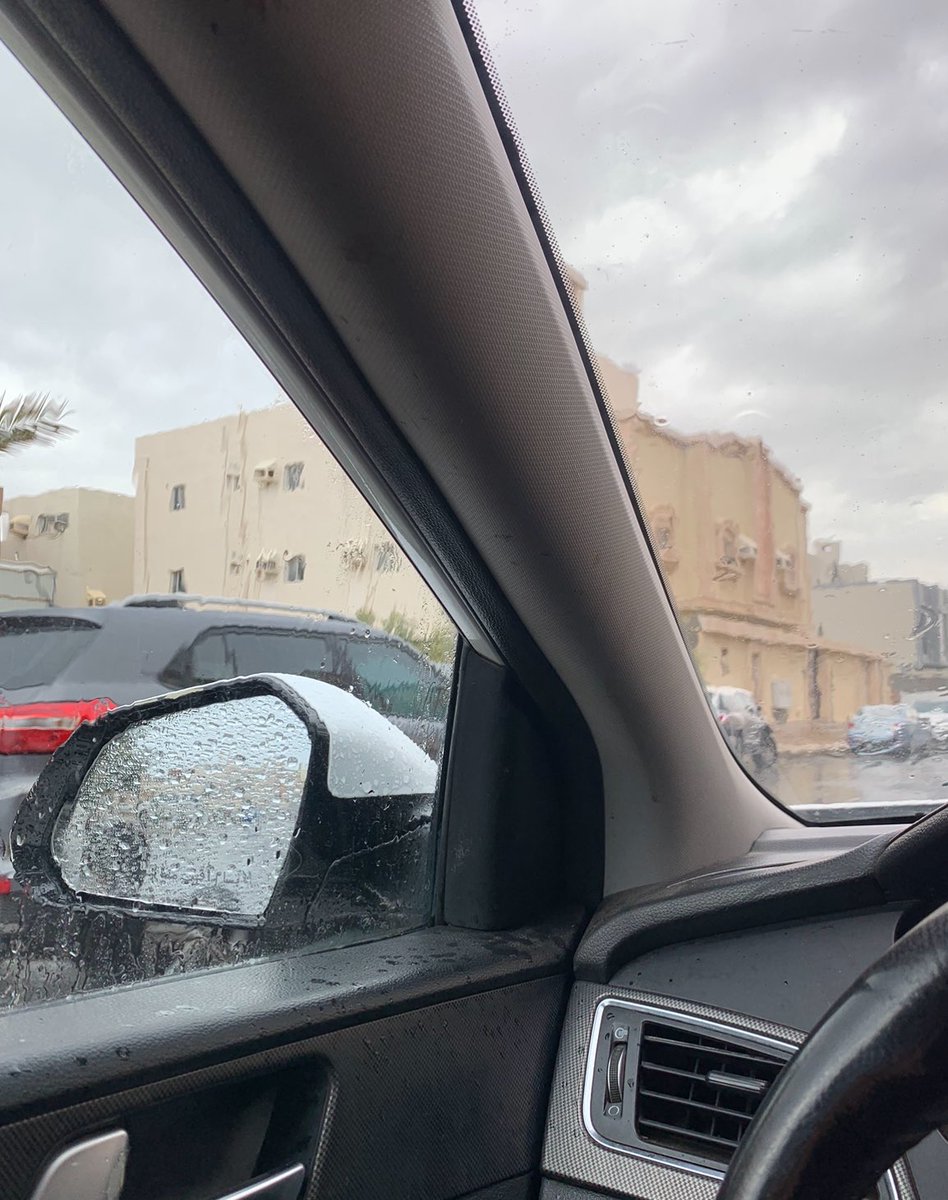 _11lls's tweet photo. أخر شهر في هاذا العام 
👋🏻👋🏻goodbyeee https://t.co/3ldYgS60eL