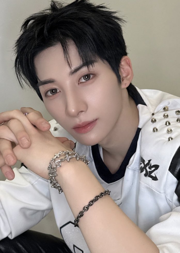 今年も最高の推しの写真を拡大して行きたいと思います✨✨ #NEXZ #ﾄﾐﾔｽ