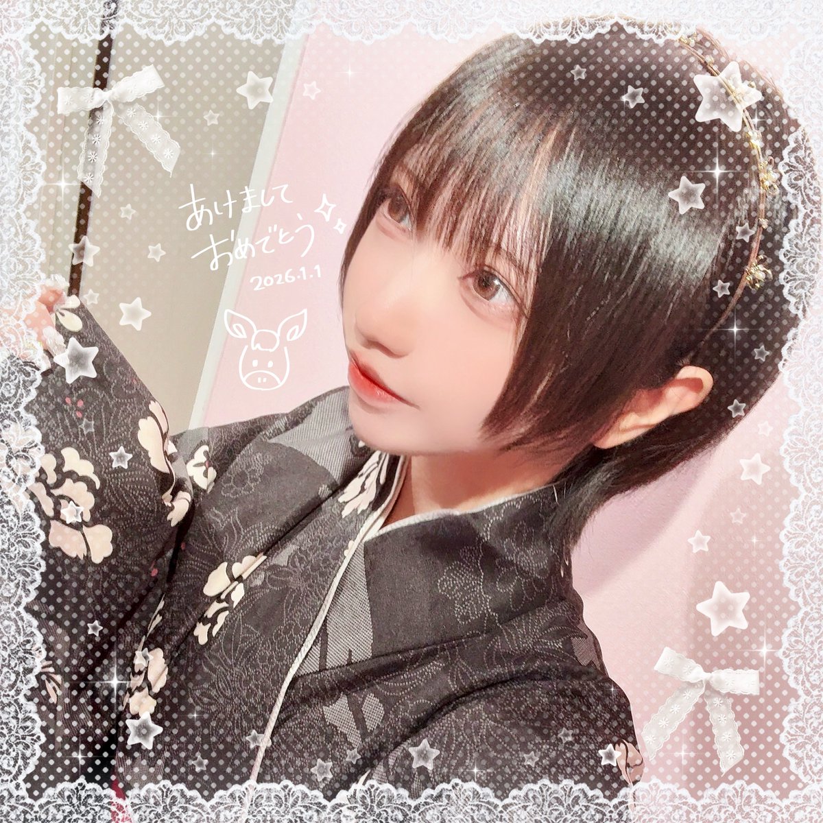 1m55cm_'s tweet photo. 𝐻𝑎𝑝𝑝𝑦 𝑁𝑒𝑤 𝑌𝑒𝑎𝑟 .⋆𝜗𝜚

今年もよろしくお願いします🎍 https://t.co/QUdzrHWG7k