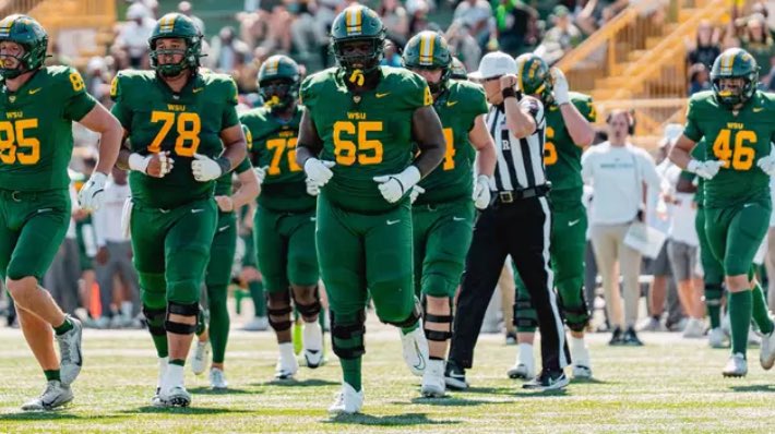 Wayne State OL transfer Trezelle Jenkins Jr. has official visits set with:

Western Kentucky: Jan 4-5
Kansas: Jan 6-7

247sports.com/player/trezell…