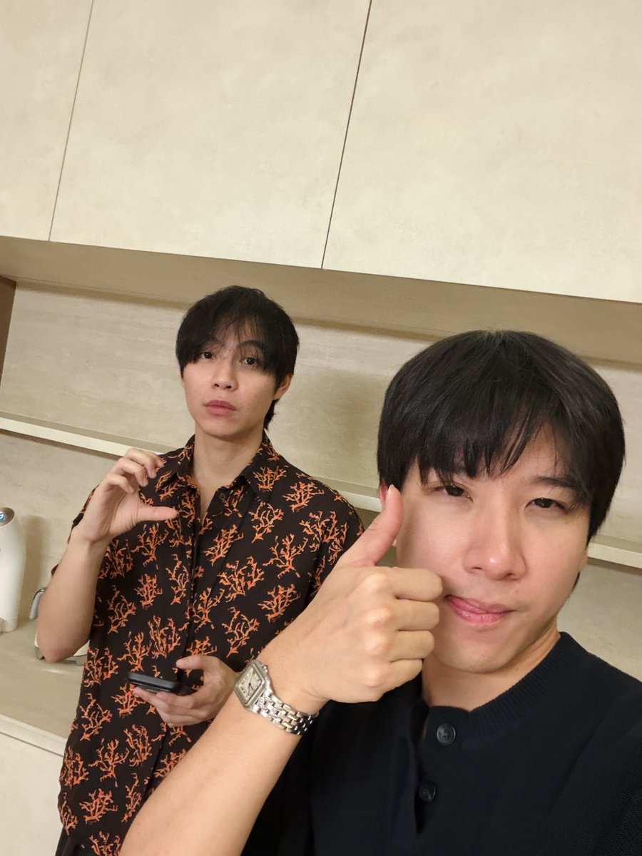 Happy New Year kubb 🤍🧡✨🌟 https://t.co/niAa3t3IIt