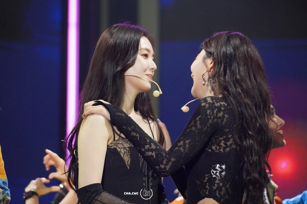 차🍵 || 🐰💝홍홍 • Biggest Fan💖 tweet media