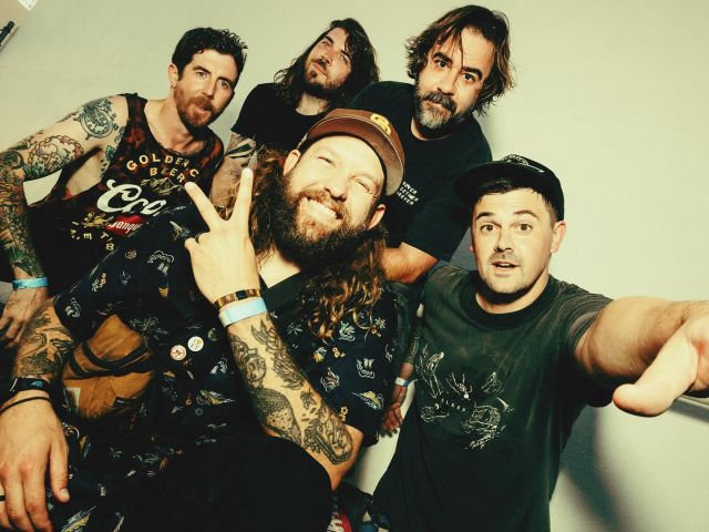 The Undertaking! Returns with 5-Song EP, “Only Left Alive To See The End”

mauce.nl/the-undertakin…

#TheUndertaking #OnlyLeftAliveToSeeTheEnd #TheCharonCollective