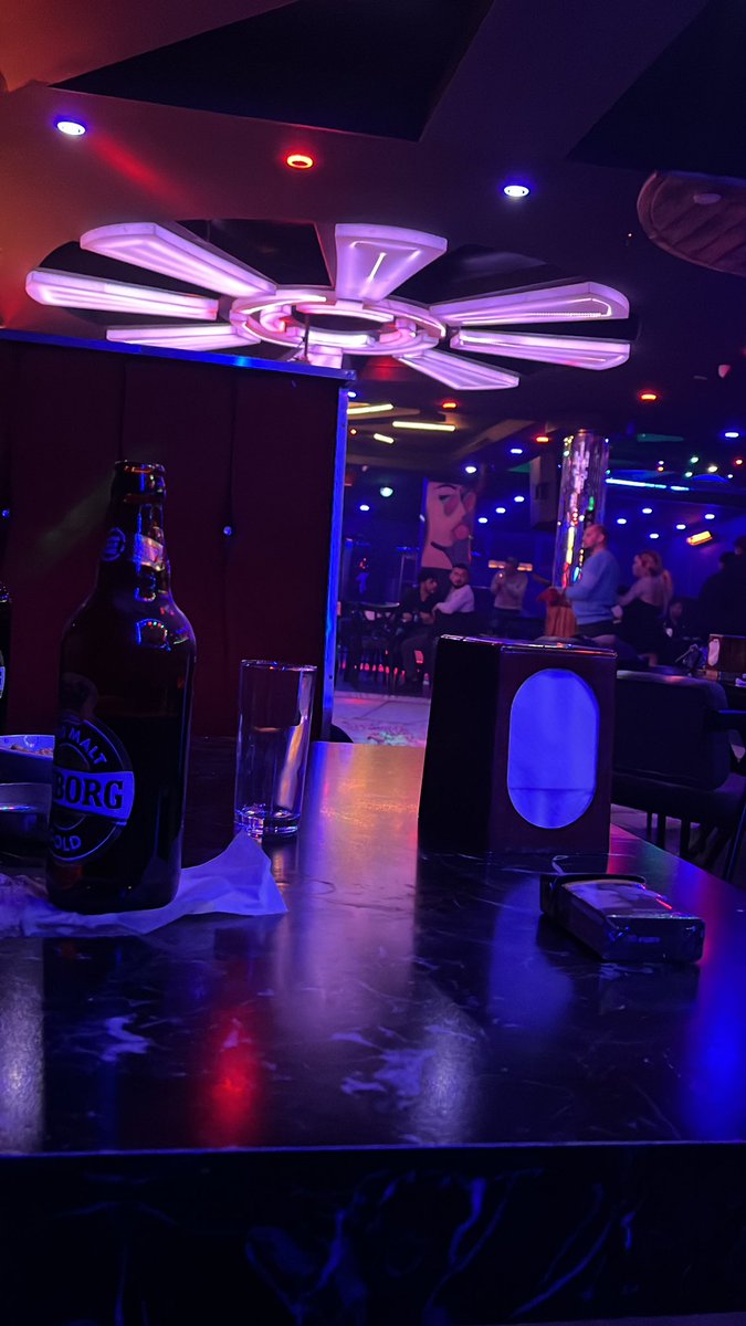 Geceniz güzel olsun  tüm dileklerimle