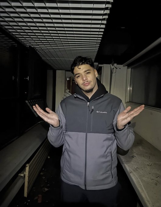 Zaki_nas21 tweet media