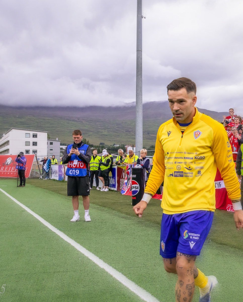 Aron Elí Kristjánsson tweet media