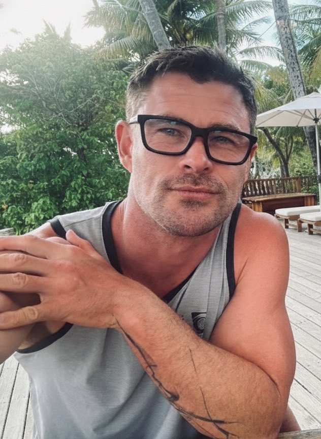 FitFamousMales's tweet photo. 8: Chris Hemsworth 🔥🔥

#FFMCountdown https://t.co/xpRqUDk5jT