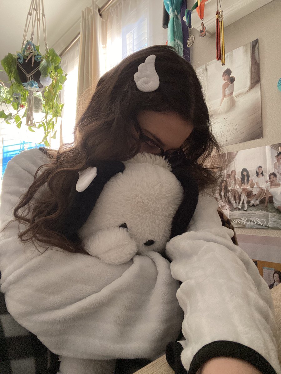 shyyy puppy ‧˚꒰🐾꒱༘⋆