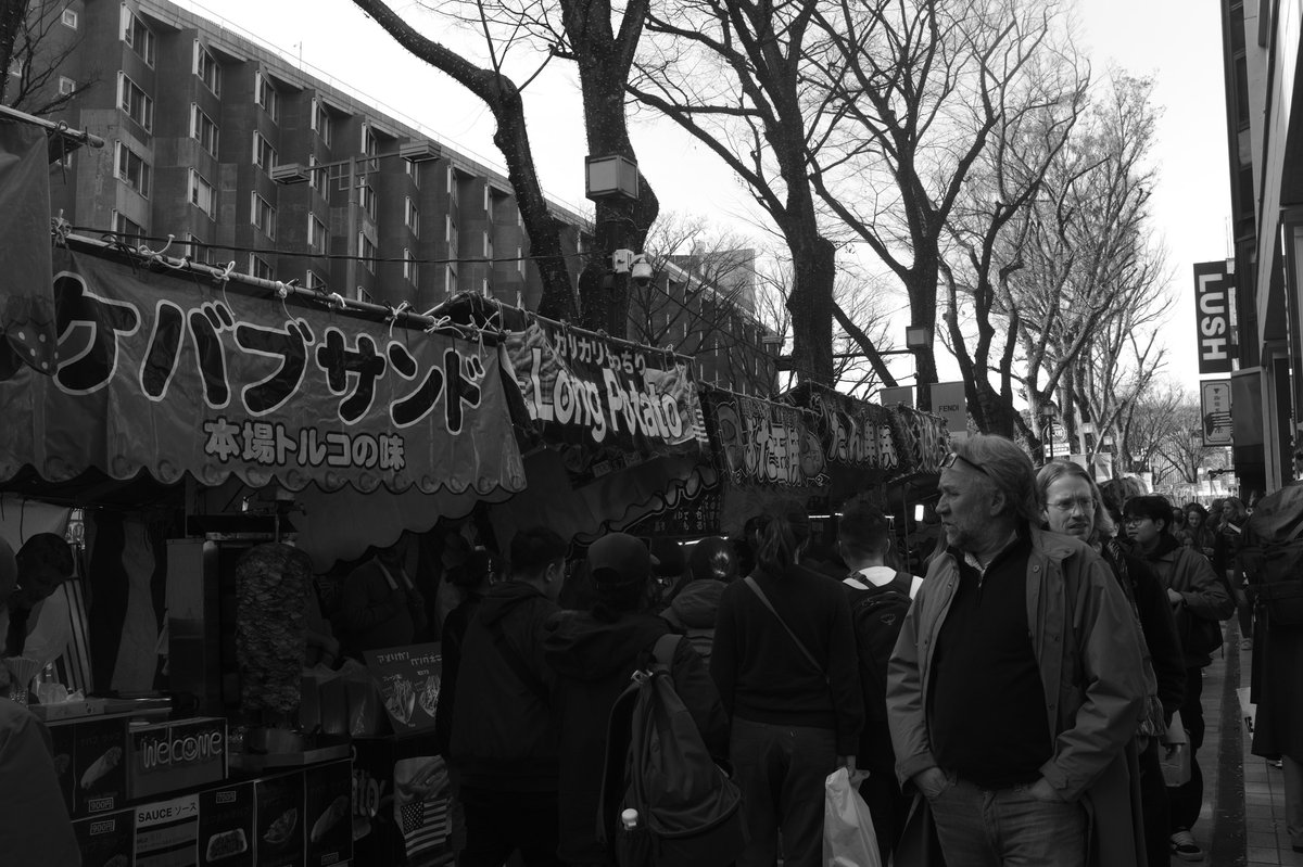 090oooo's tweet image. 明けましておめでとうございます！
本年もよろしくお願いします。

【街角スナップ】
Leica M Monochrom＋SUMMILUX-M f1.4/35mm ASPH