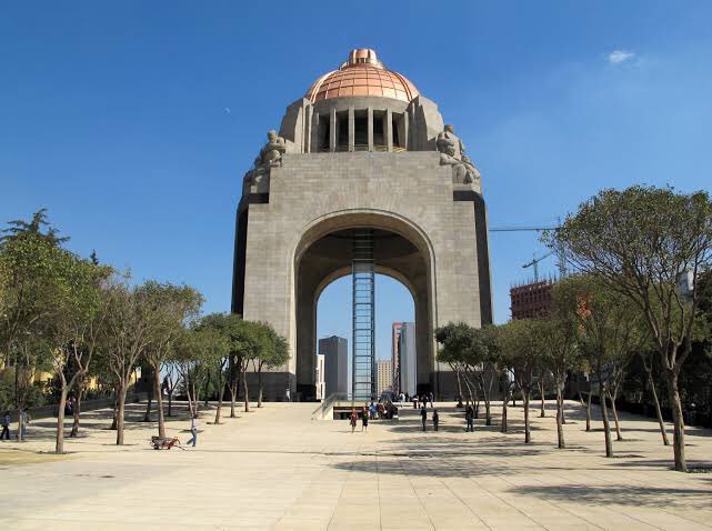 Cuauhtemoc_1521's tweet image. La revolución mexicana truncó el proyecto constructivo más importante del porfiriato: el Palacio Legislativo de #México. 🔥HILO🔥. Iba a ser más grande que el Capitolio de los EEUU. Con el paso del tiempo su domo, cúpula, se convirtió en el Monumento a la Revolución. Fue diseñado…