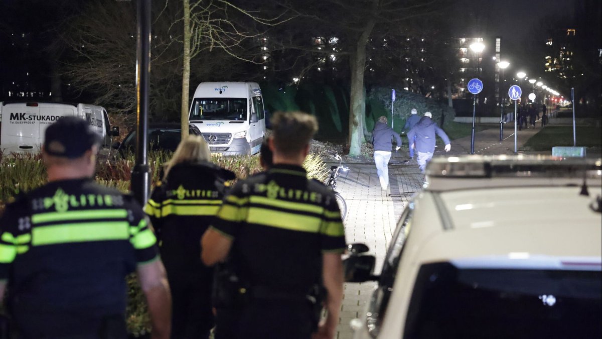 Noodgeval in Leidschendam met politie, brandweer en ME
