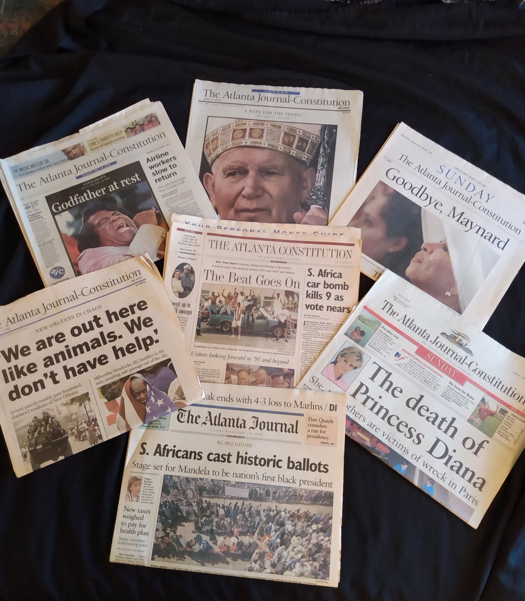 MsAmandaKelley's tweet photo. Celebrating the end of an Era. Farewell to the Print Edition of 𝐓𝐡𝐞 𝐀𝐭𝐥𝐚𝐧𝐭𝐚 𝐉𝐨𝐮𝐫𝐧𝐚𝐥 𝐚𝐧𝐝 𝐂𝐨𝐧𝐬𝐭𝐢𝐭𝐮𝐭𝐢𝐨𝐧. I got my hands on the final print edition today. "GEESH!! $8.00?!?! I remember when the paper was .50 cents? 😉 #atlantajournalconstitution #AJC https://t.co/9gyB02YAmC
