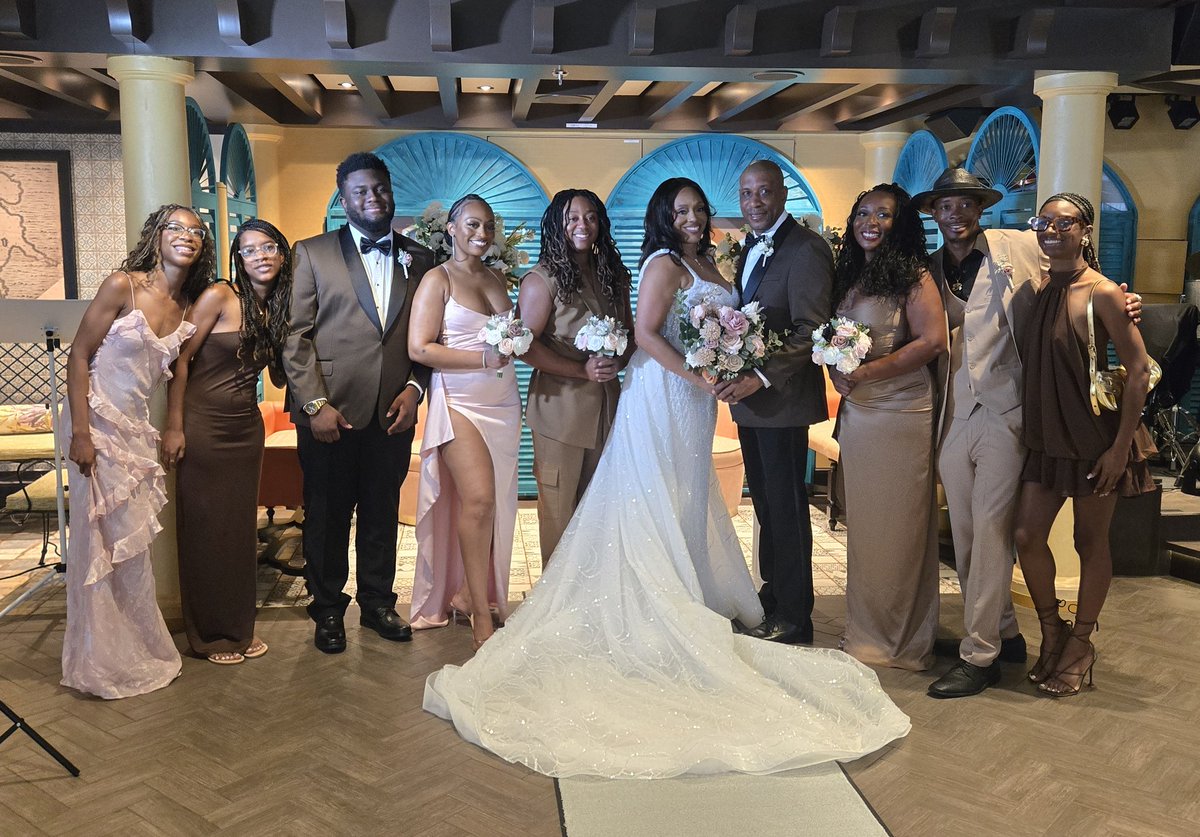 Eddie Gonzalez tweet media