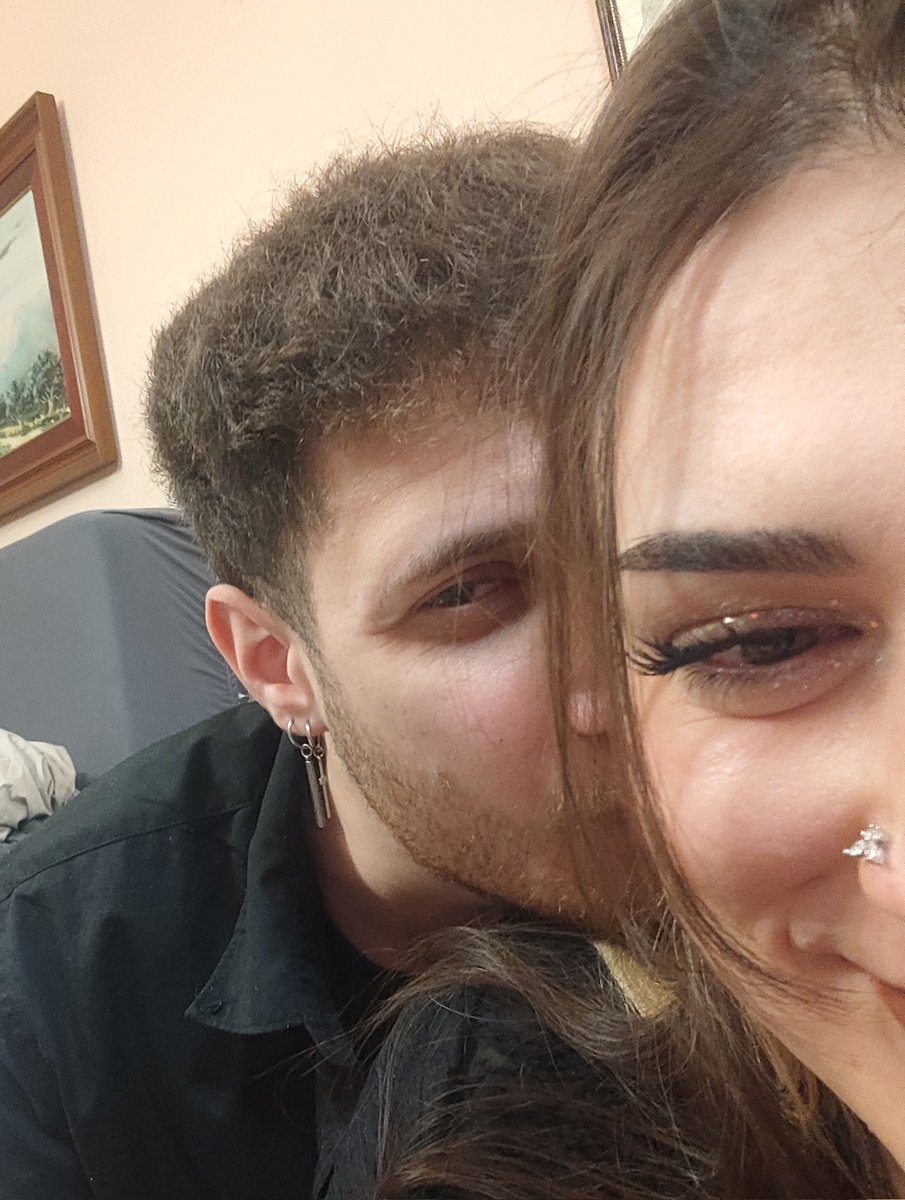 ardeosde's tweet image. H 🎆✨