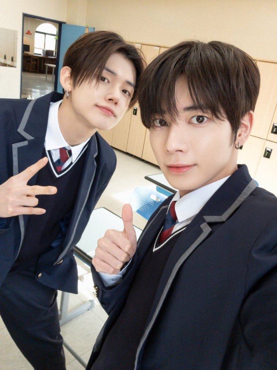 tyuntete's tweet image. taejun with 3