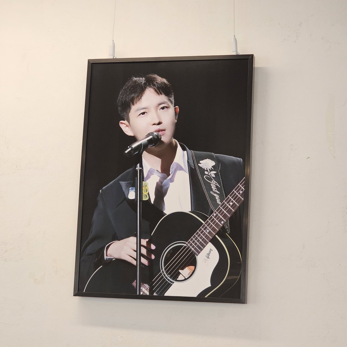 전역기념카페 덕분에 째니전역이 실감나고 더 행복했습니다💖감사합니다아💖
#다시쓰는_우리들의_겨울동화
#오랫동안_윈드마음에_쌓여온_재환이라는_기적
#김재환 전역축하해💕사랑해💕