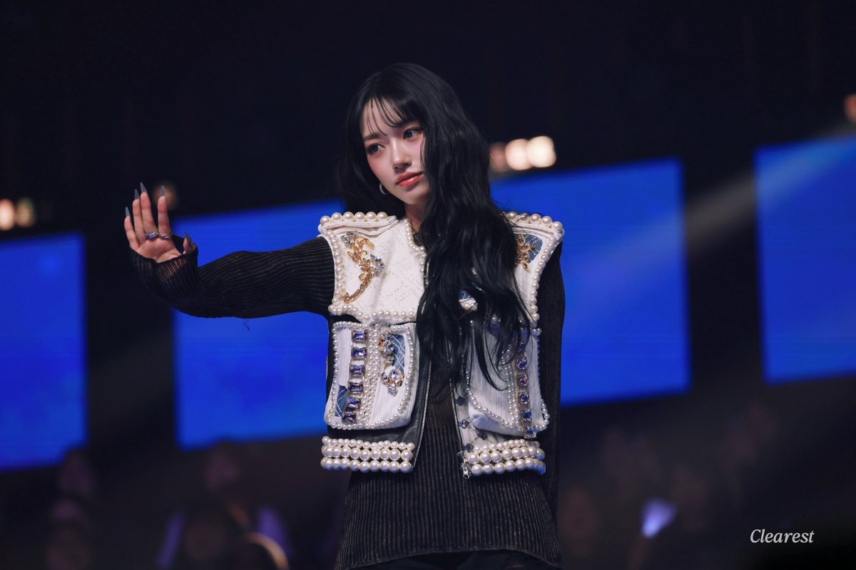 𝑪𝒍𝒆𝒂𝒓𝒆𝒔𝒕 tweet media