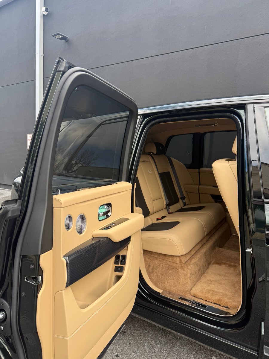 PMRollsRoyce's tweet photo. Luxury at its finest. This 2026 Rolls-Royce Cullinan is now available at Rolls-Royce Motor Cars Paramus. The details speak for themselves.
-
-
-
#rollsroyce #luxury #cullinan  #RollsRoyceCullinan #LuxuryCars #RollsRoyceParamus #LuxuryLifestyle https://t.co/9AOwvgt7QI