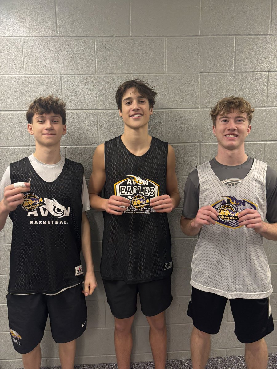 mfitch001's tweet photo. Players of the Game against North Ridgeville!! V - @brooksgood_  JV - @kylepartridge_  9 - @budinger4049   Elite effort by all 3! @avonbasketball @avoneagles @AvonLocalSch https://t.co/tOKM163Vjs