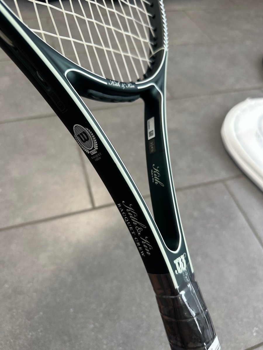 Jennwrrt's tweet image. New racket