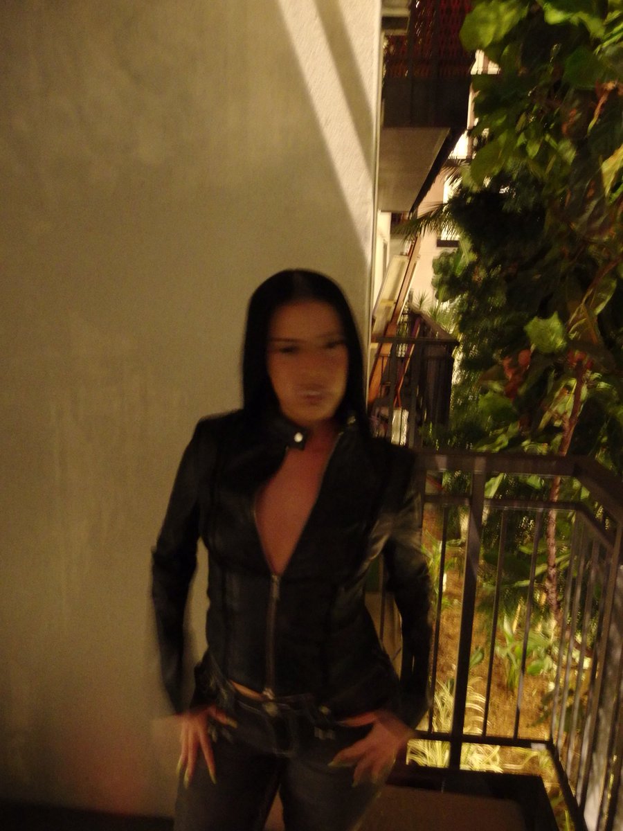 ilham🇲🇦 tweet media