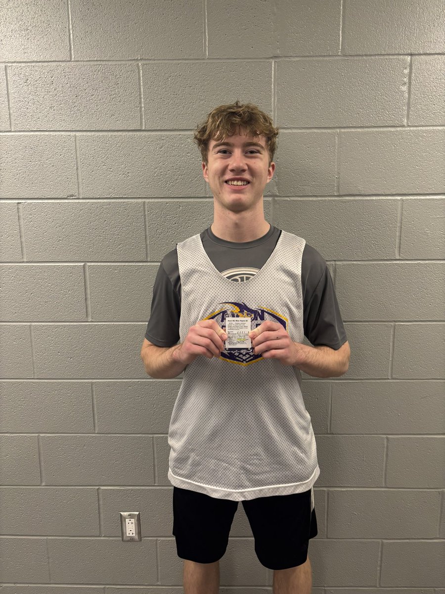 mfitch001's tweet photo. Huge afternoon last week!!  First varsity points @kylepartridge_   Kid never stops and works HARD!!!  @avoneagles @avonbasketball @AvonLocalSch https://t.co/PXv6T5Al87