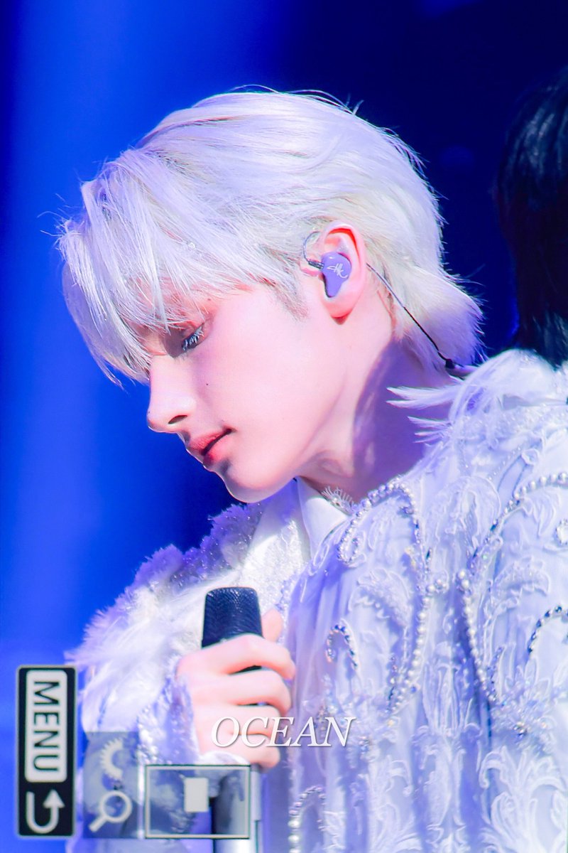 yjazbmg's tweet photo. 천사의머리색은하얀색이구나 https://t.co/u3T4YWxYMC