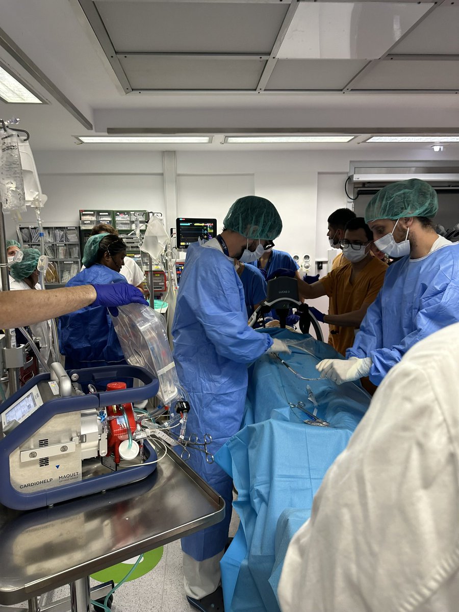 A major milestone in our <a href="/ECMOHUVH/">ECMO Barcelona</a> Adult ECMO Program: we’ve just reached patient #700!
In 2025 alone, our team has performed 114 ECMO runs: 63 VA (29 ECPR) and 51 VV! 
Truly proud to work with this exceptional team! 
An inspiring way to end the year and look ahead to 2026 #ECLS