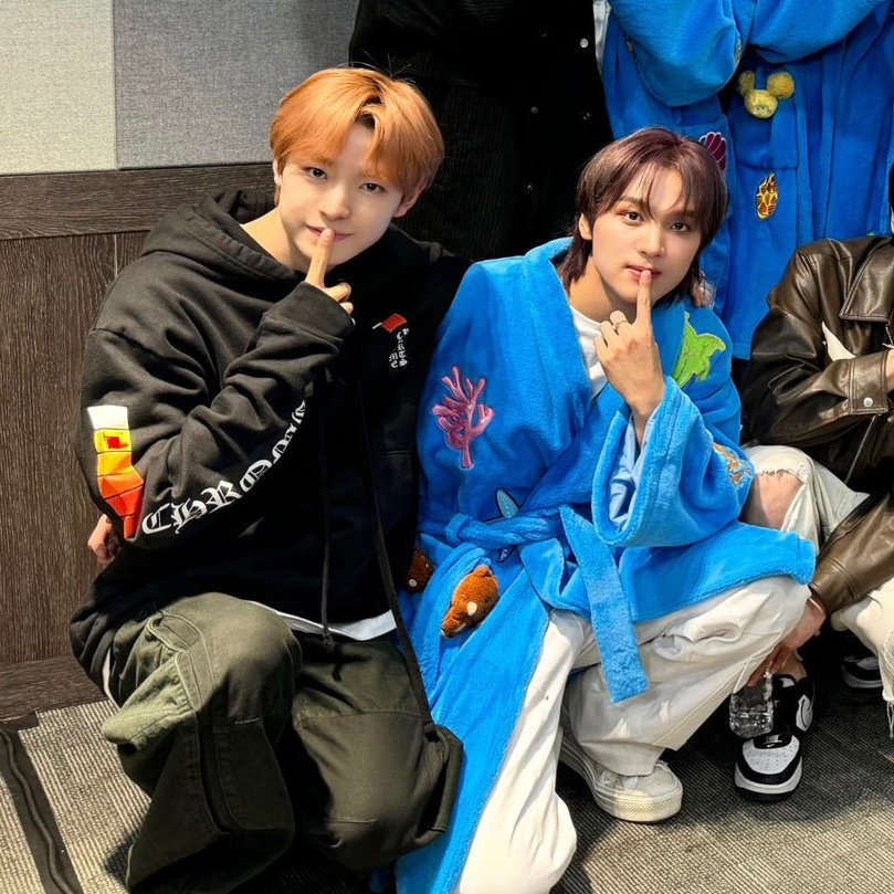 _yuzuyushi's tweet image. ㅋㅋㅋㅋㅋ 아 진짜 이 둘 뭐지 어떻게 친해진 건지 썰 풀어주시면 좋겟다