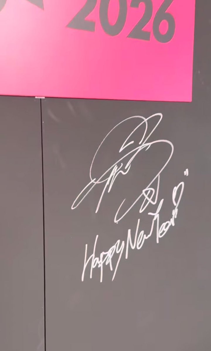 ᴴᴬᴾᴾᵞᴺᴱᵂᵞᴱᴬᴿサイン ありがとう🥰 #岩田剛典 #CDTVライブ