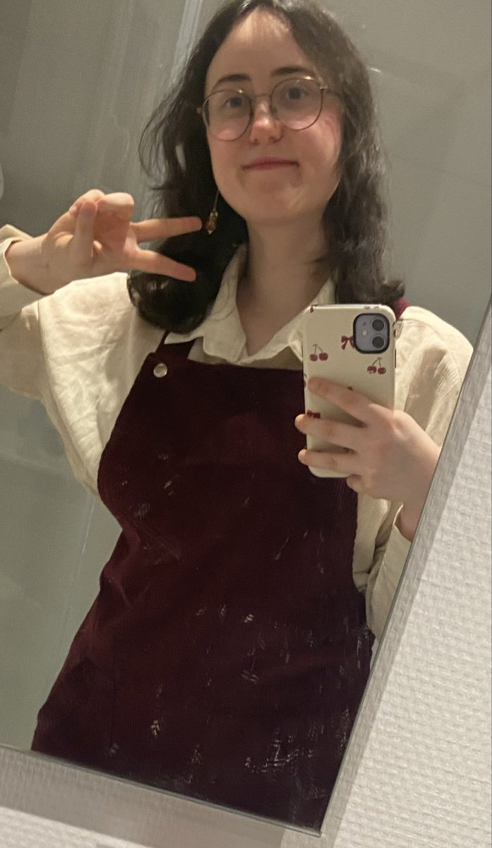 CherryBee🍯 tweet media