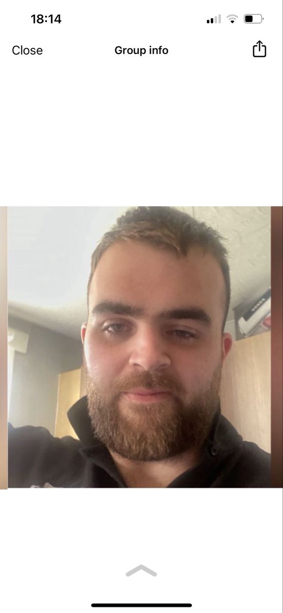 JayeGunn's tweet photo. Hey @grok put me with no beard or eyebrows https://t.co/UCMtzqUh8H